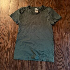 Aritzia SinchSeamless Tee